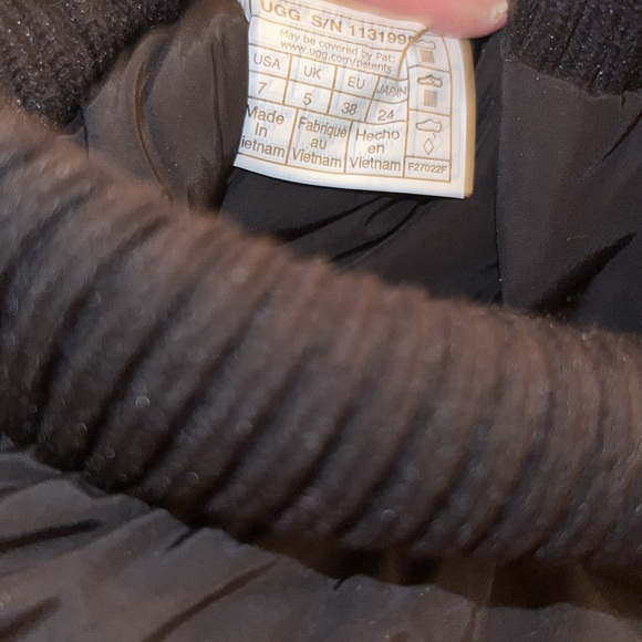 UGG  Women Classic Maxi Ultra Tall boots - Picture 11 of 16